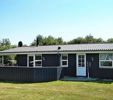 Hébergement de vacances Three-bedroom Holiday In Glesborg 49 *